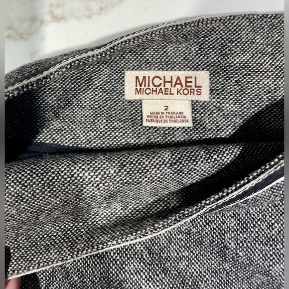 MICHAEL KORS Pencil Skirt Black/White Tweed, Size 2 - Picture 2 of 5